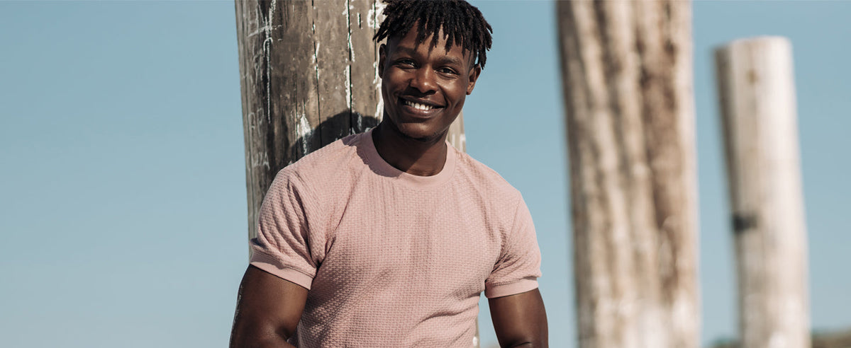 How to remove the toupee and clean it